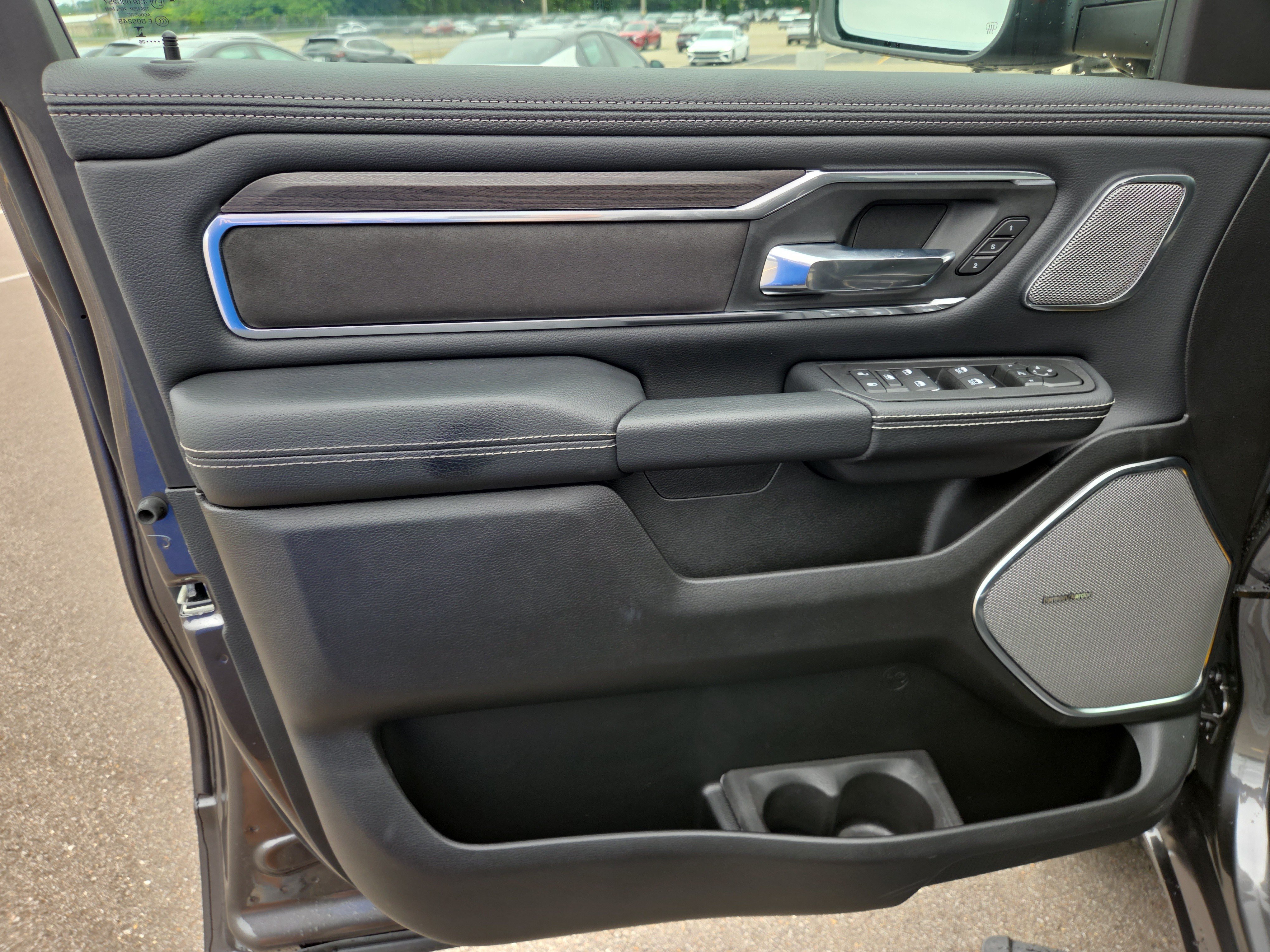 New 2026 RAM 1500 Laramie w/ Night Edition AWD/4WD image 5