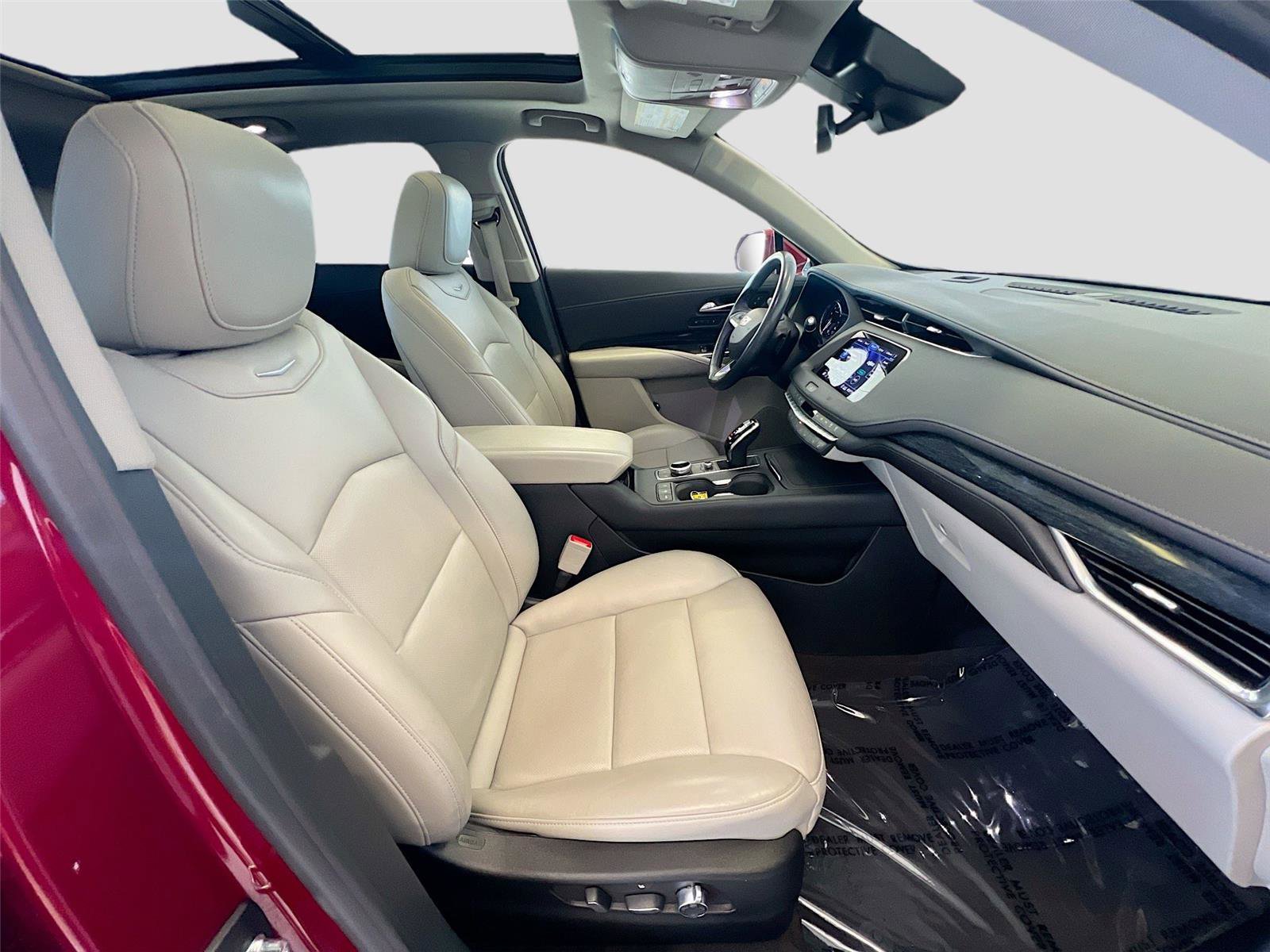 Used 2020 Cadillac XT4 Premium Luxury image 27