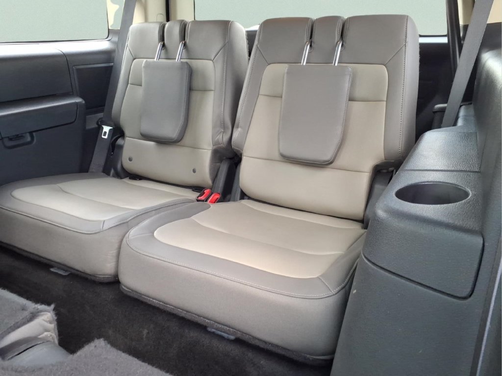 Used 2016 Ford Flex Limited w/ Equipment Group 303A AWD/4WD image 17