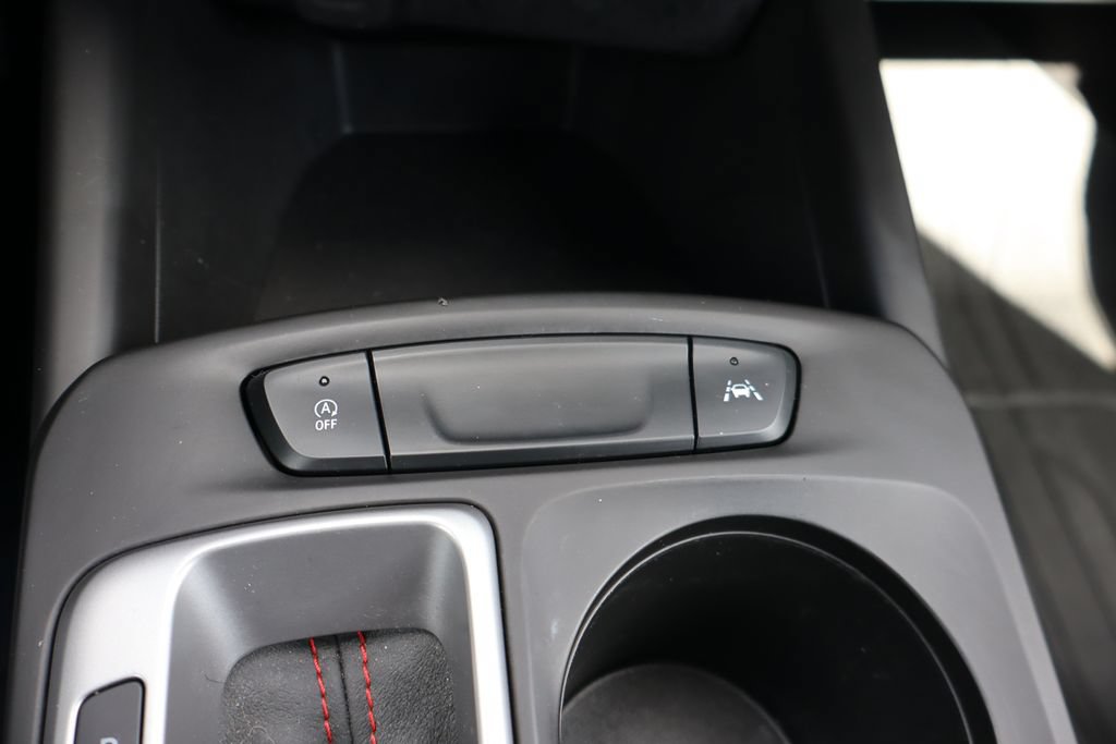 Used 2024 Chevrolet Trax RS w/ Driver Confidence Package FWD image 9