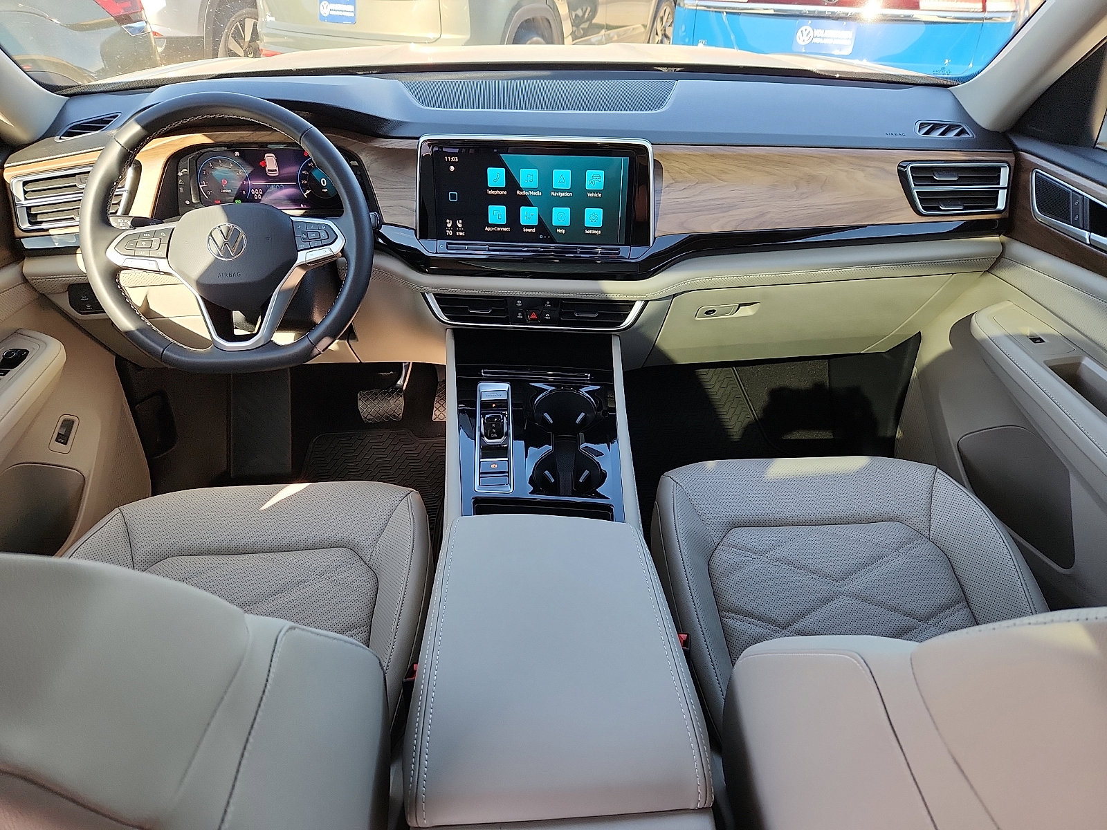New 2026 Volkswagen Atlas SE image 11