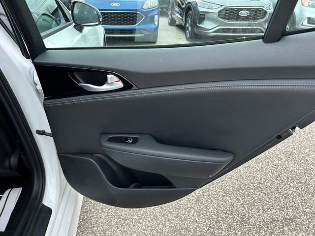 Used 2020 Kia Stinger GT-Line image 27