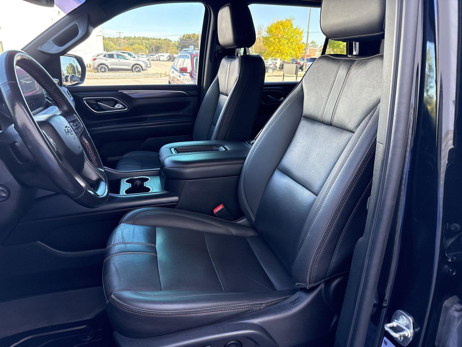 Used 2022 Chevrolet Tahoe RST w/ Sport Performance Package image 11