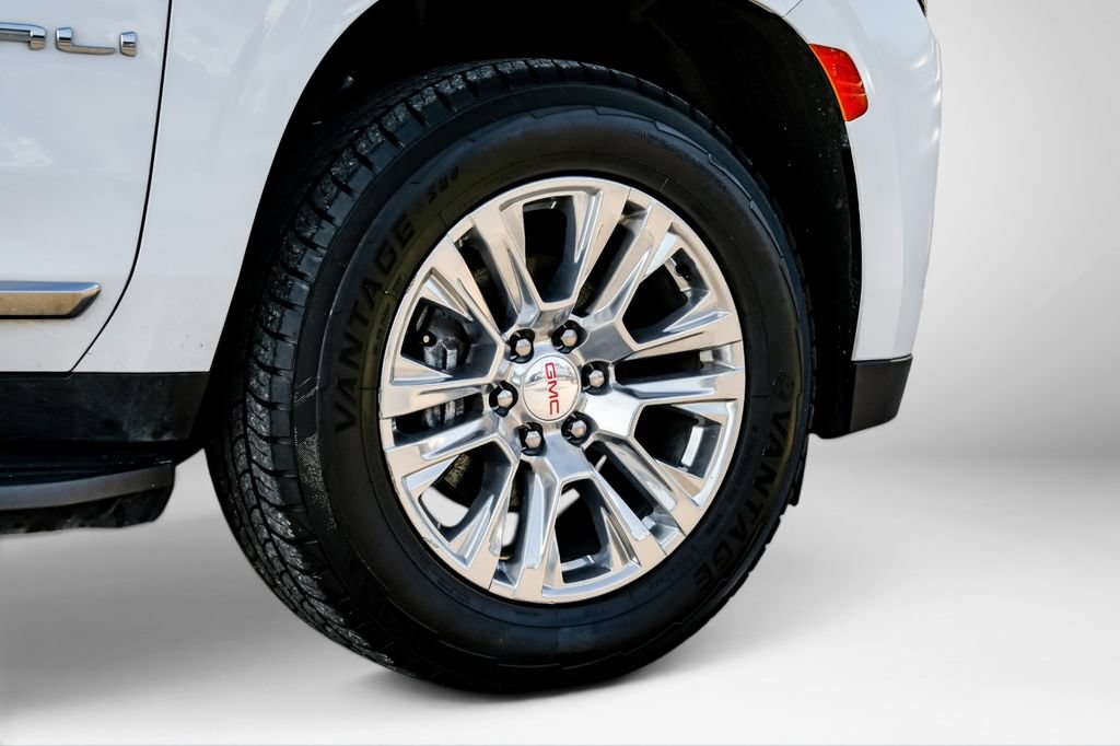 Used 2024 GMC Yukon XL Denali AWD/4WD image 68