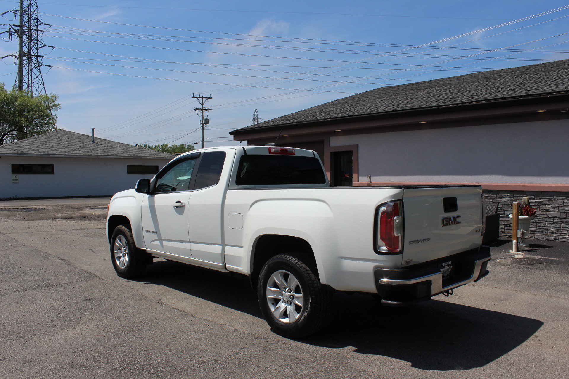 Used 2015 GMC Canyon SLE w/ SLE Convenience Package RWD image 9