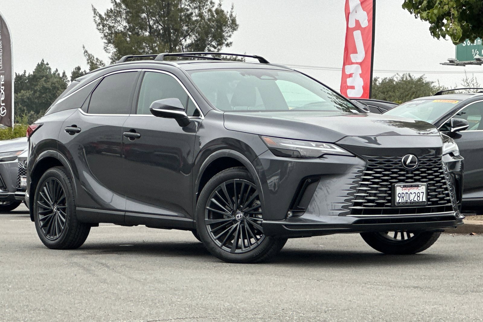 Certified 2024 Lexus RX 350h image 2