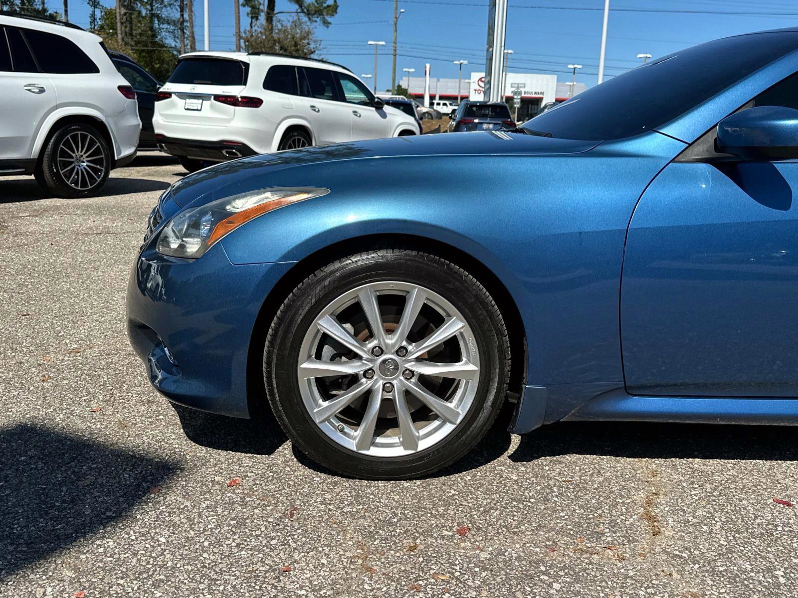 Used 2013 INFINITI G37 Sport w/ Premium Pkg image 10