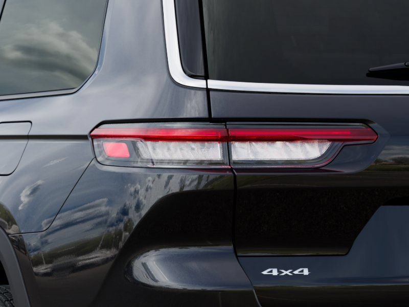 New 2026 Jeep Grand Cherokee L Laredo AWD/4WD image 9