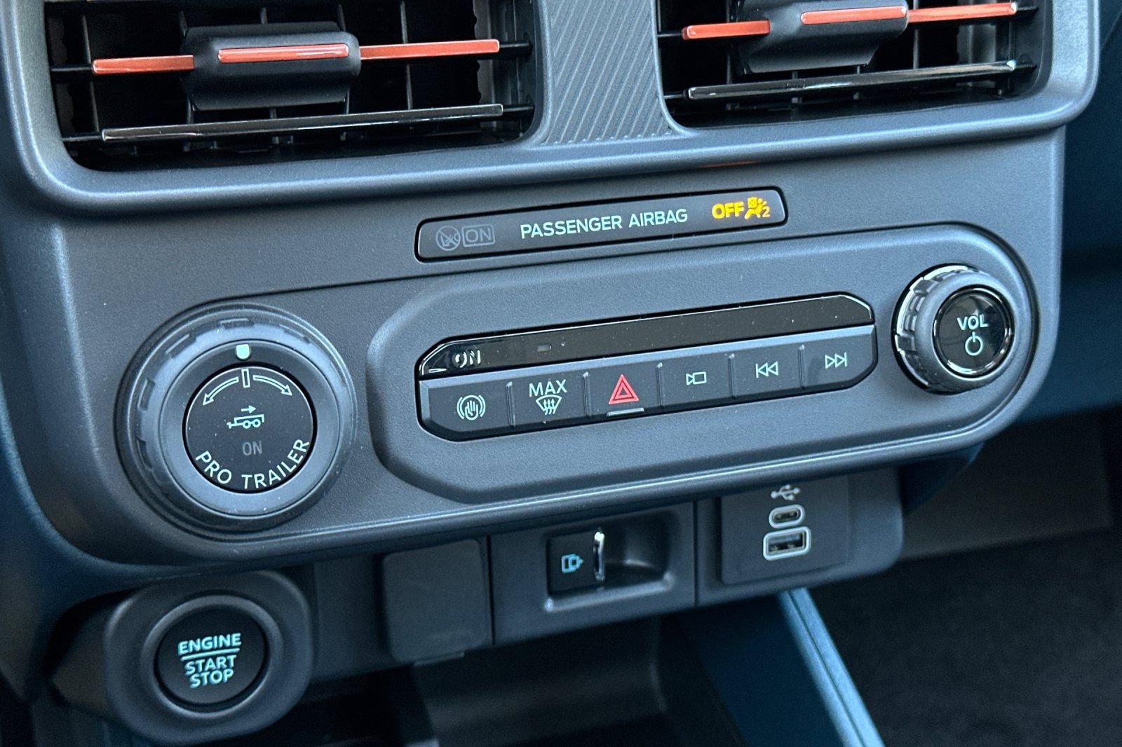 New 2025 Ford Maverick Lariat image 19