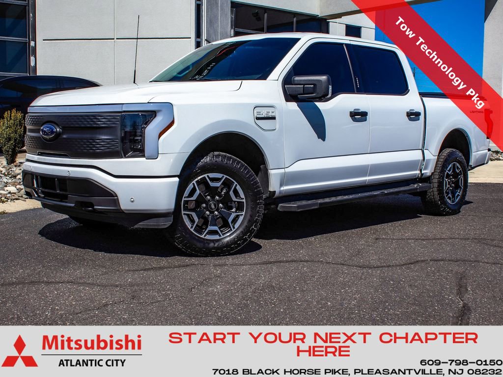 Used 2022 Ford F150 Lightning XLT w/ Tow Technology Package image 1