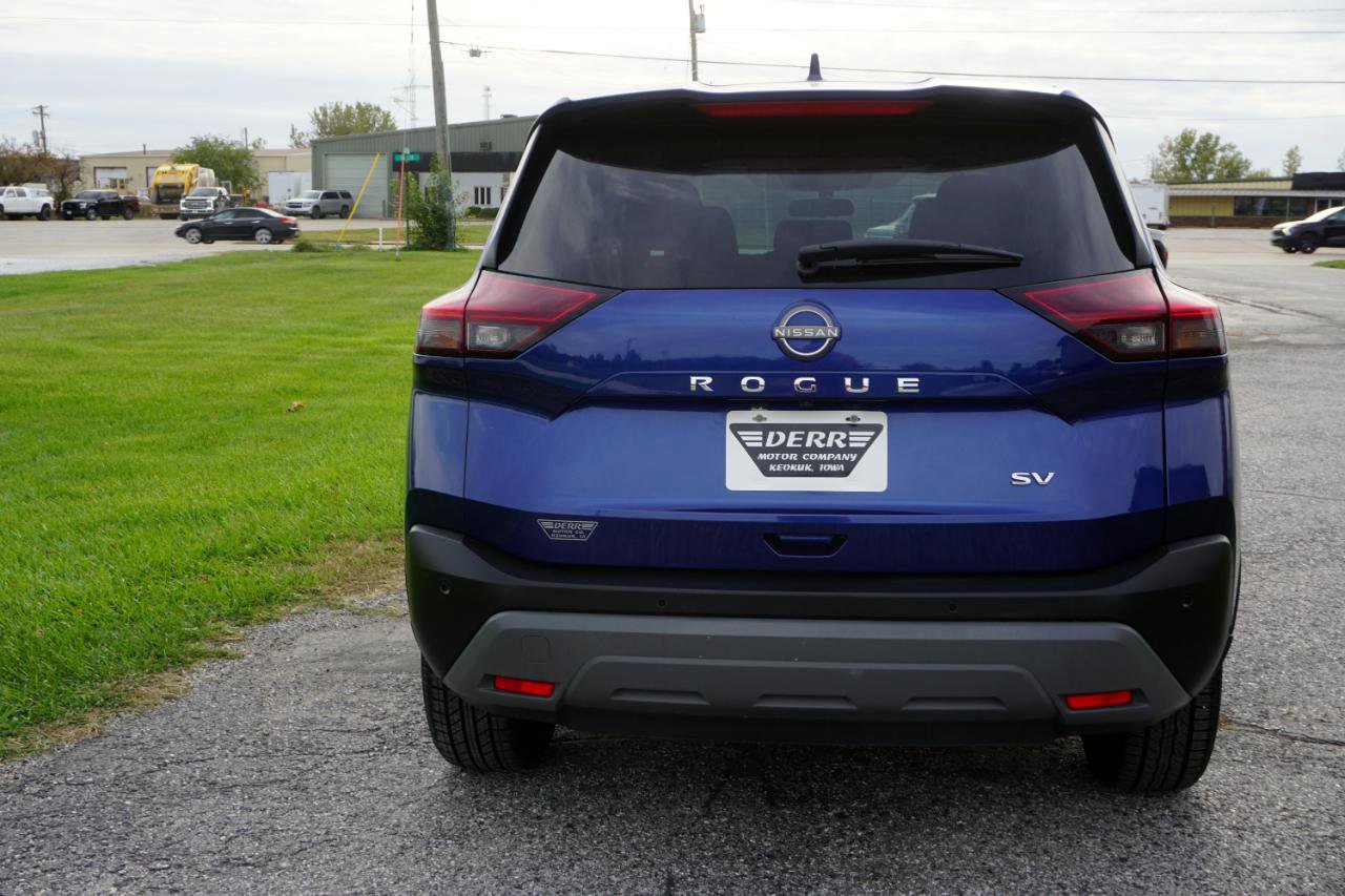 Used 2023 Nissan Rogue SV image 19