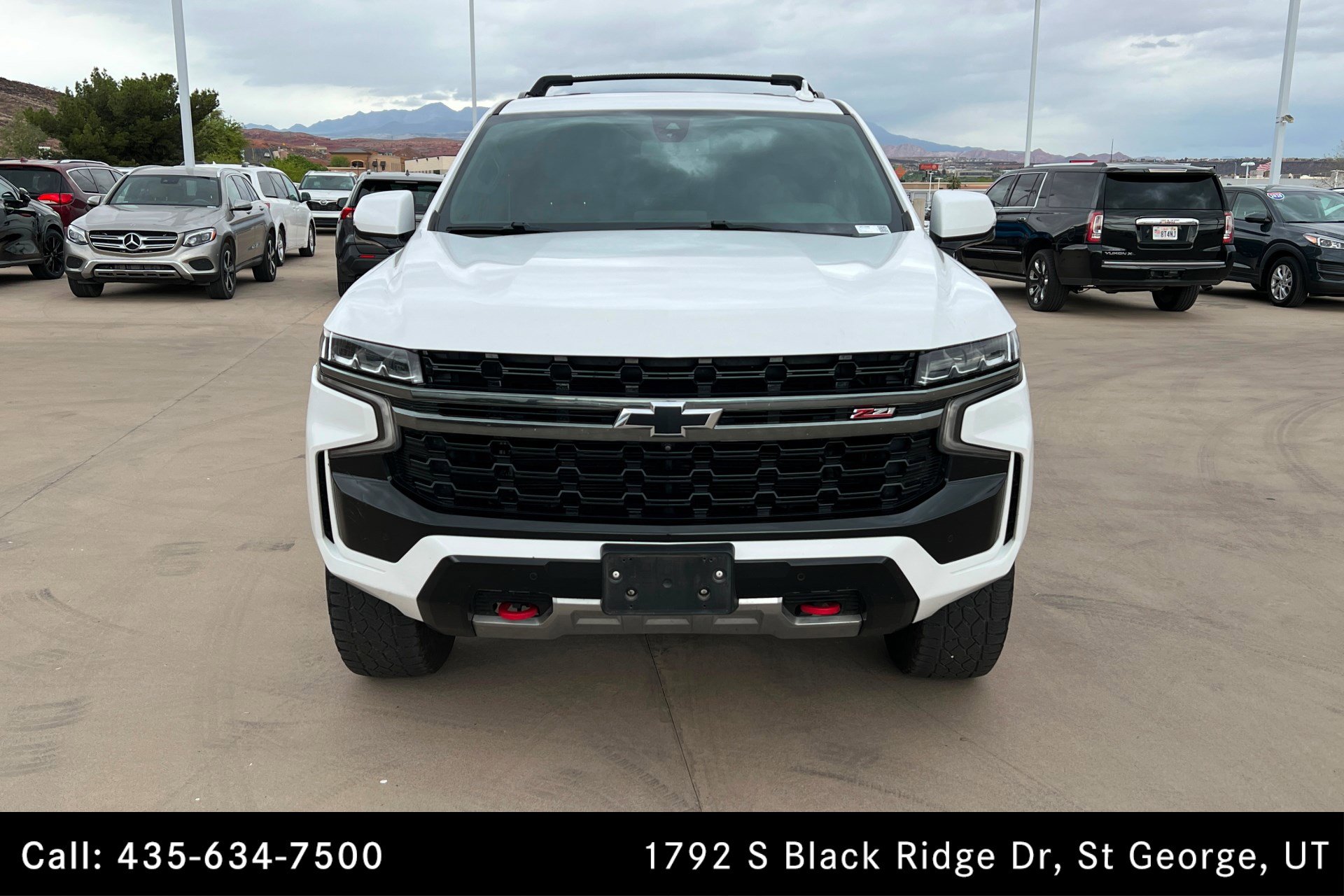 Used 2022 Chevrolet Tahoe Z71 w/ Luxury Package AWD/4WD image 8