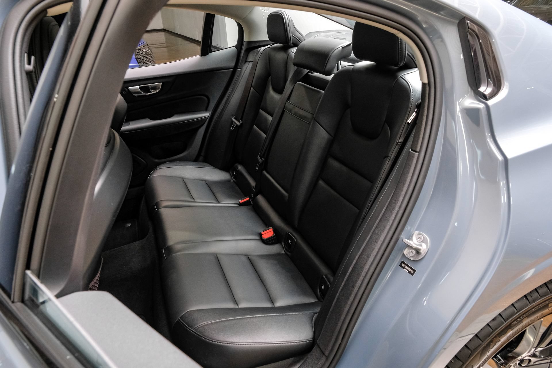 Used 2024 Volvo S60 B5 Core FWD image 40