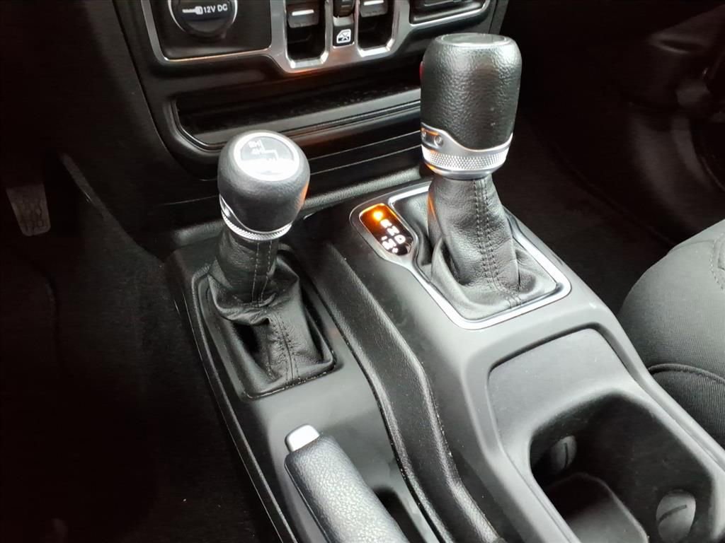 Certified 2023 Jeep Gladiator Sport image 14