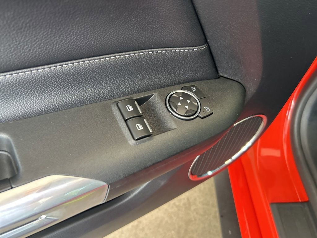 Used 2015 Ford Mustang GT Premium RWD image 31