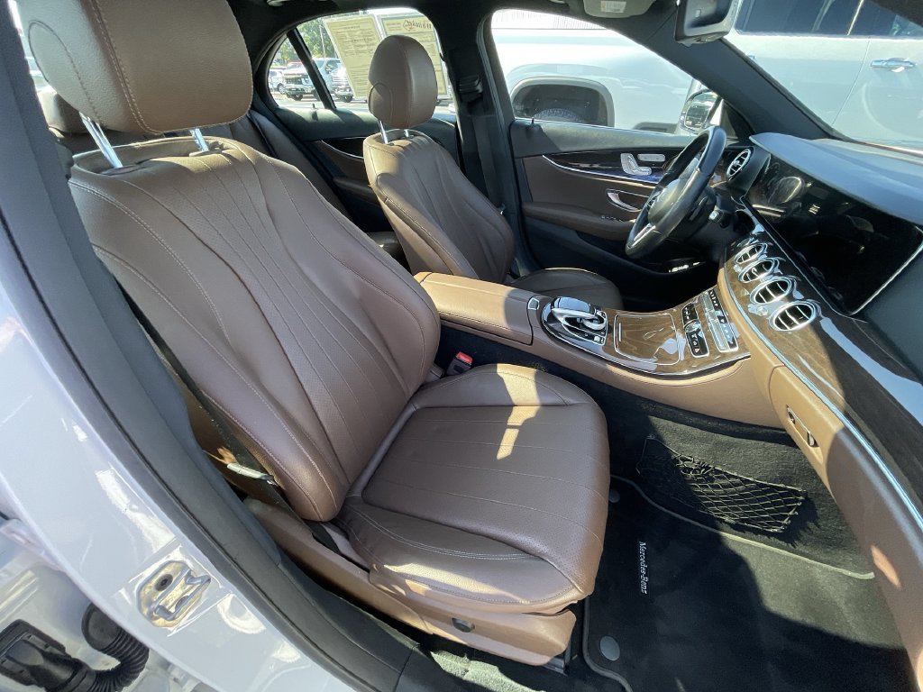 Used 2020 Mercedes-Benz E 350 Sedan image 26