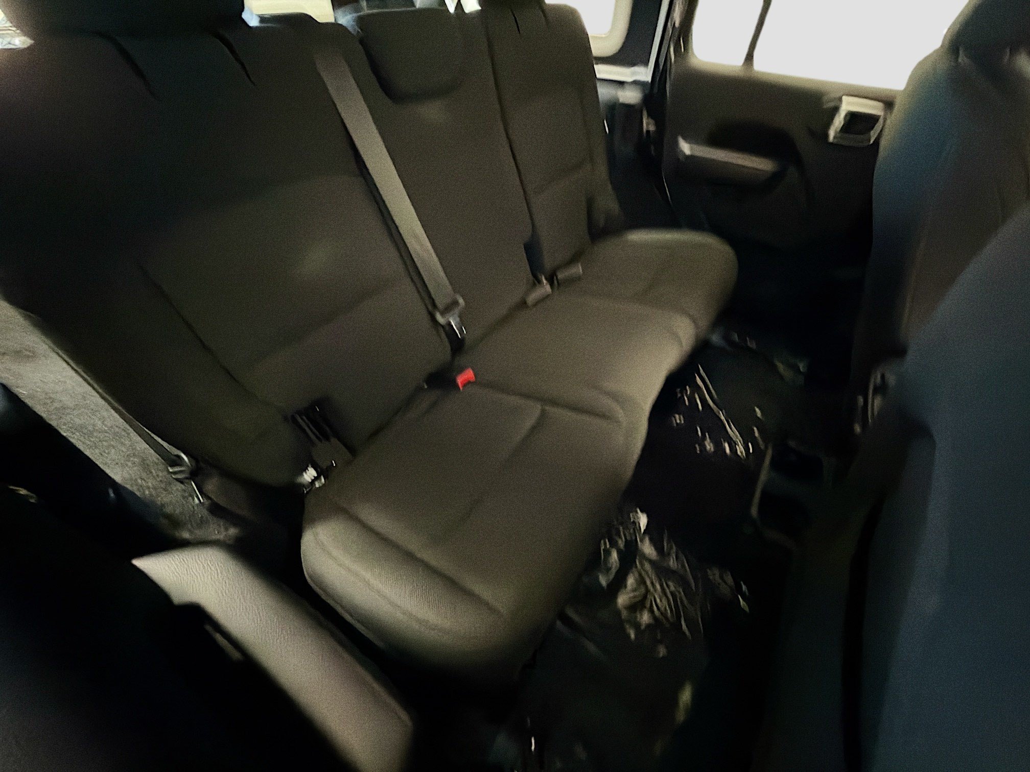 Used 2018 Jeep Wrangler Unlimited Sport S AWD/4WD image 14