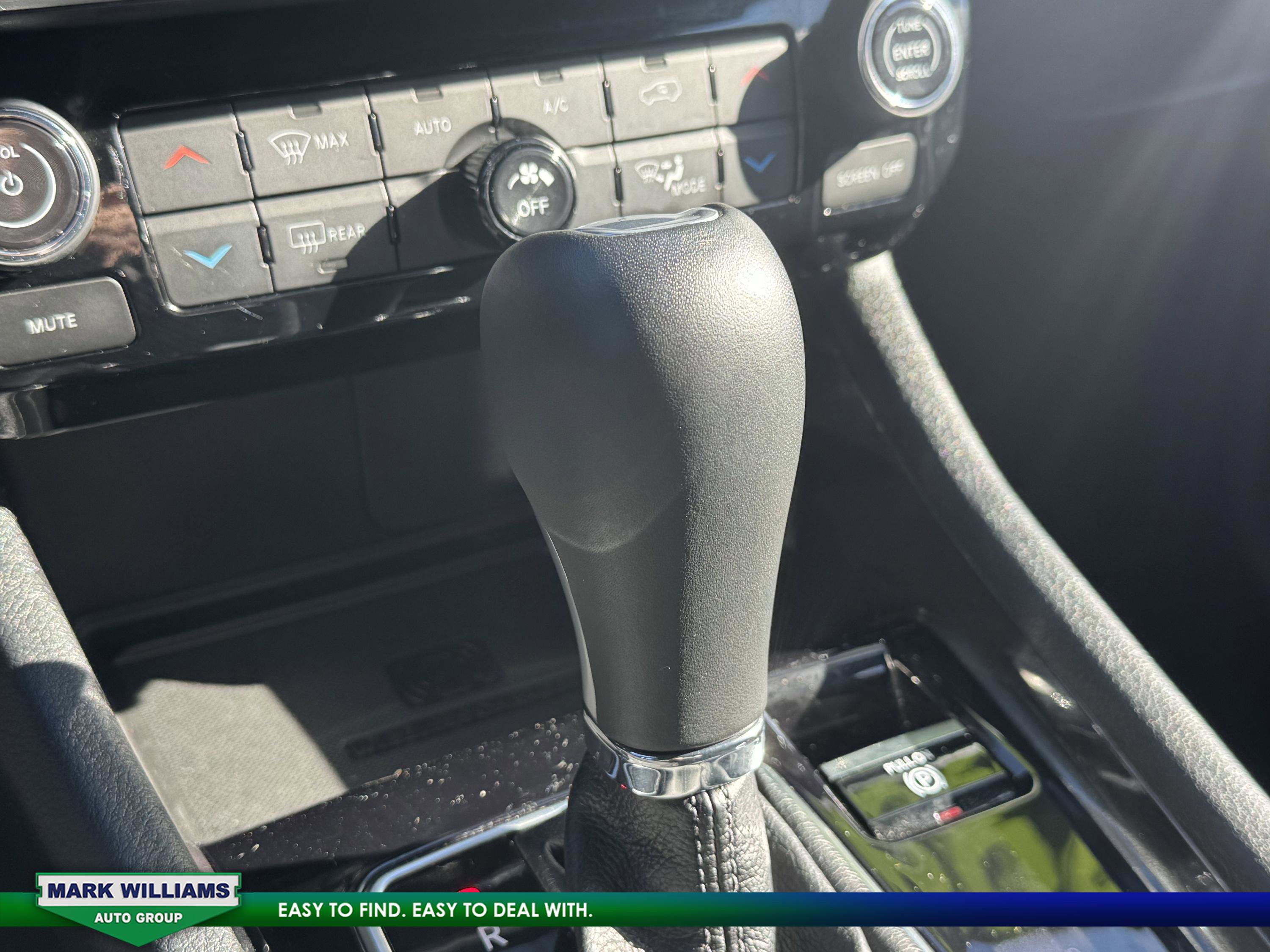 Used 2024 Jeep Compass Latitude w/ Sun and Sound Group image 20