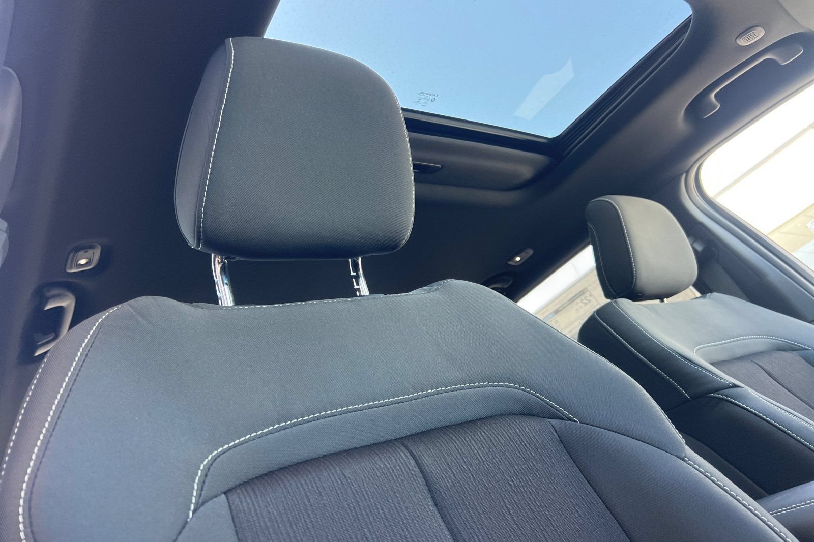 New 2026 Jeep Grand Cherokee Laredo X AWD/4WD image 17