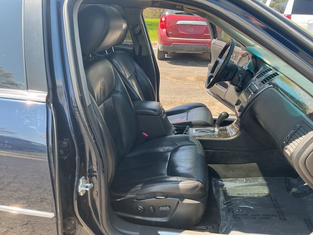 Used 2009 Cadillac DTS FWD image 27