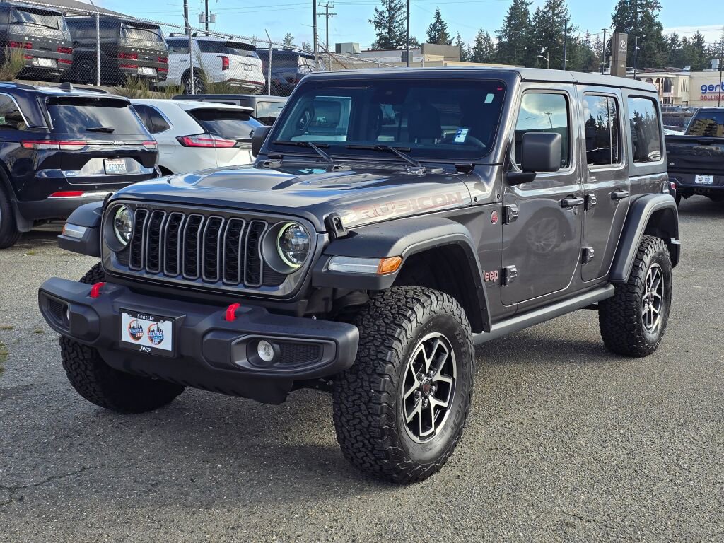 Used 2024 Jeep Wrangler Unlimited Rubicon w/ Convenience Group image 4