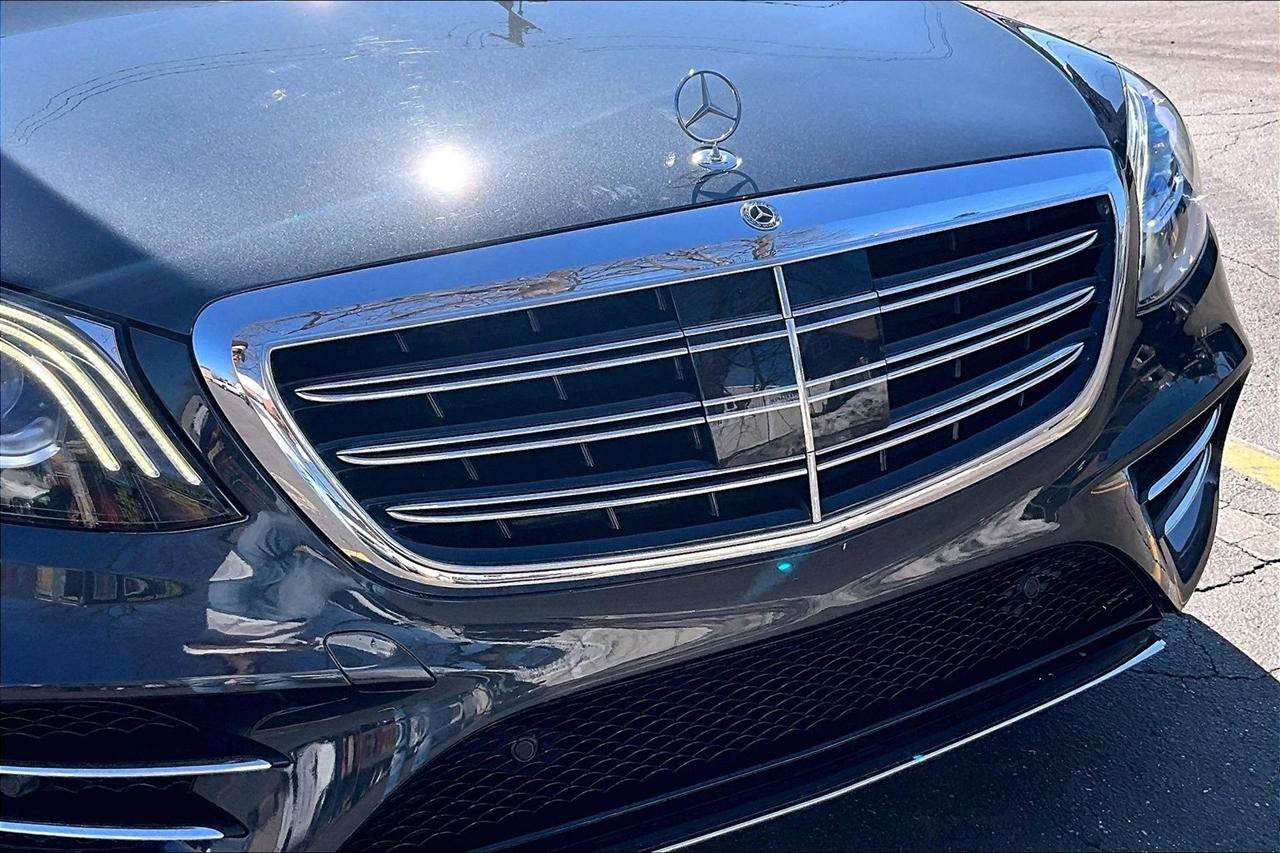 Used 2019 Mercedes-Benz S 560 Sedan image 33