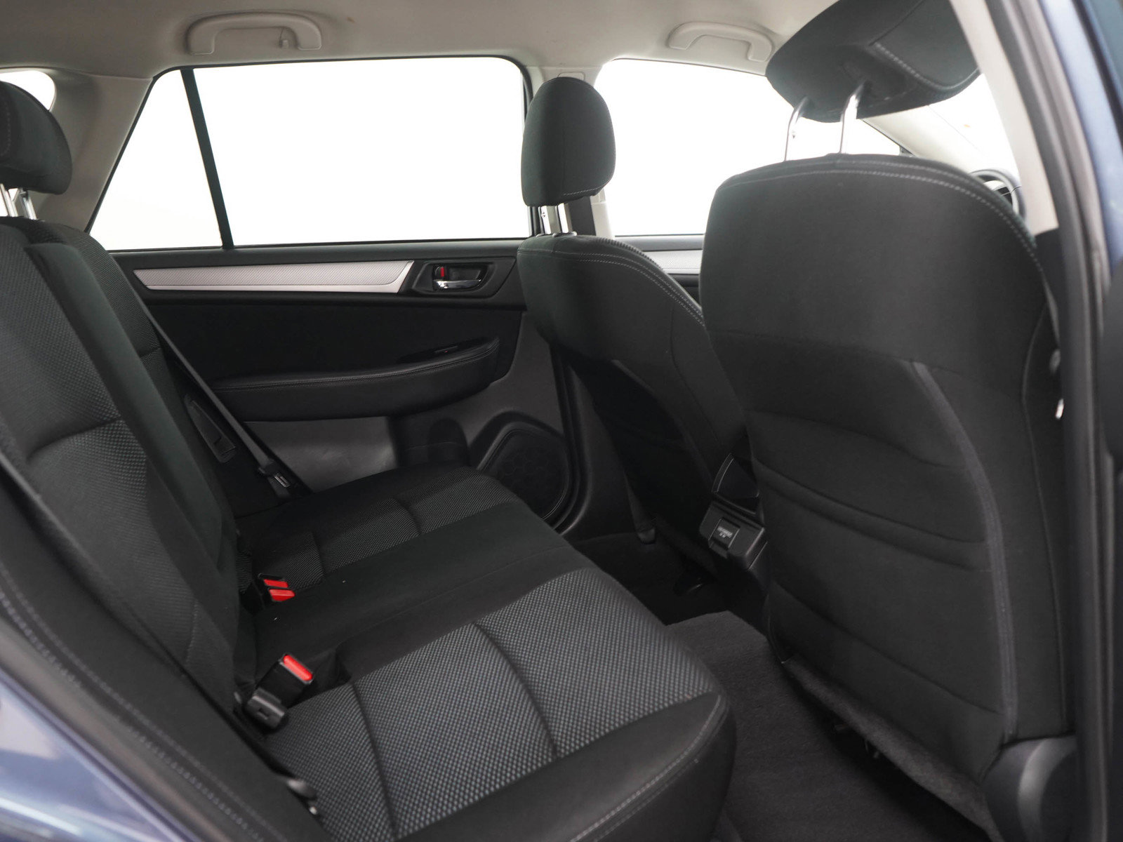 Used 2018 Subaru Outback 2.5i Premium AWD/4WD image 14