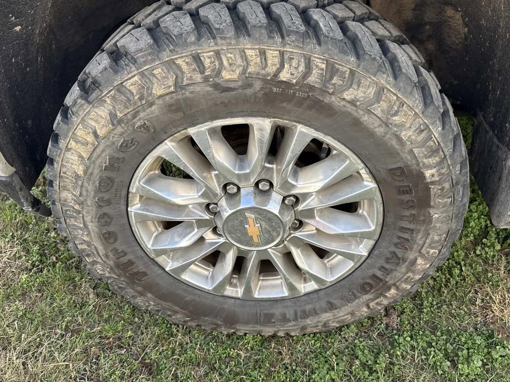 Used 2022 Chevrolet Silverado 3500 High Country w/ Z71 Off-Road Package image 3