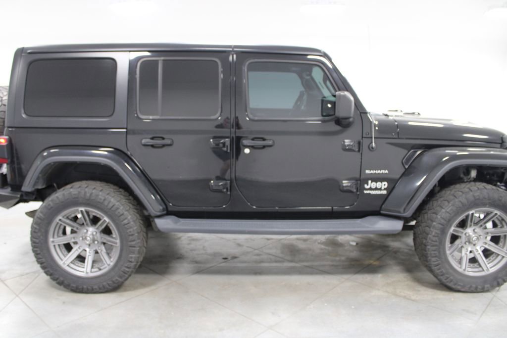 Used 2020 Jeep Wrangler Unlimited Sahara w/ Dual Top Group image 11