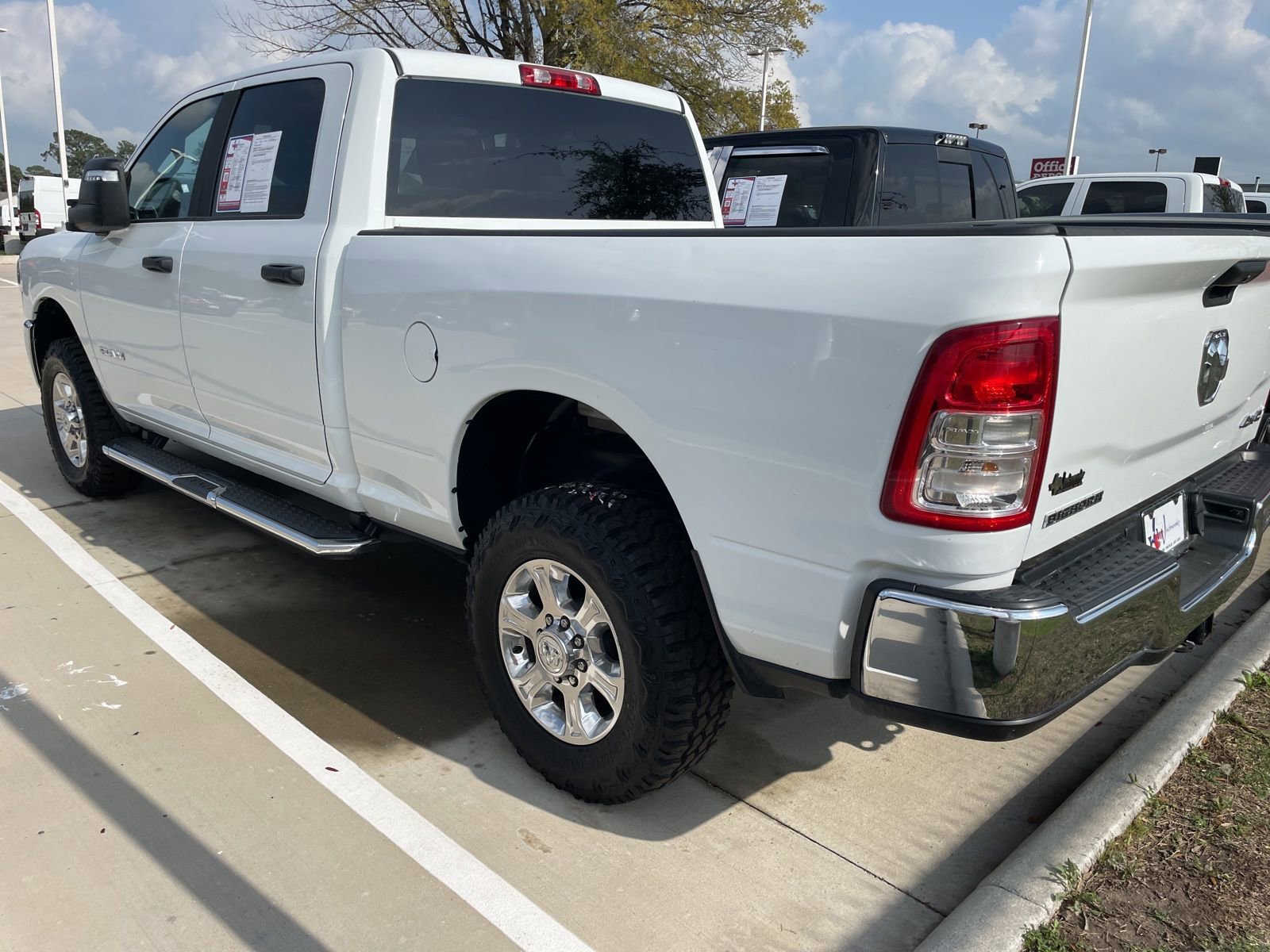 Used 2024 RAM 2500 Big Horn image 6