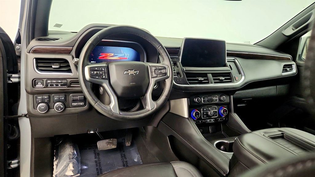 Used 2023 Chevrolet Tahoe Z71 w/ Luxury Package image 13