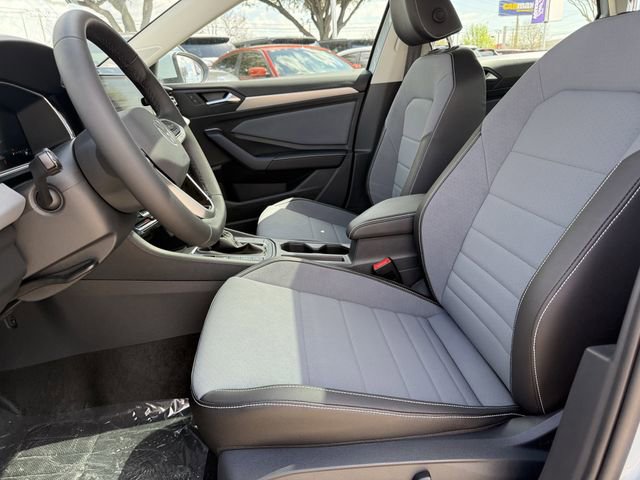 New 2026 Volkswagen Jetta SE image 21