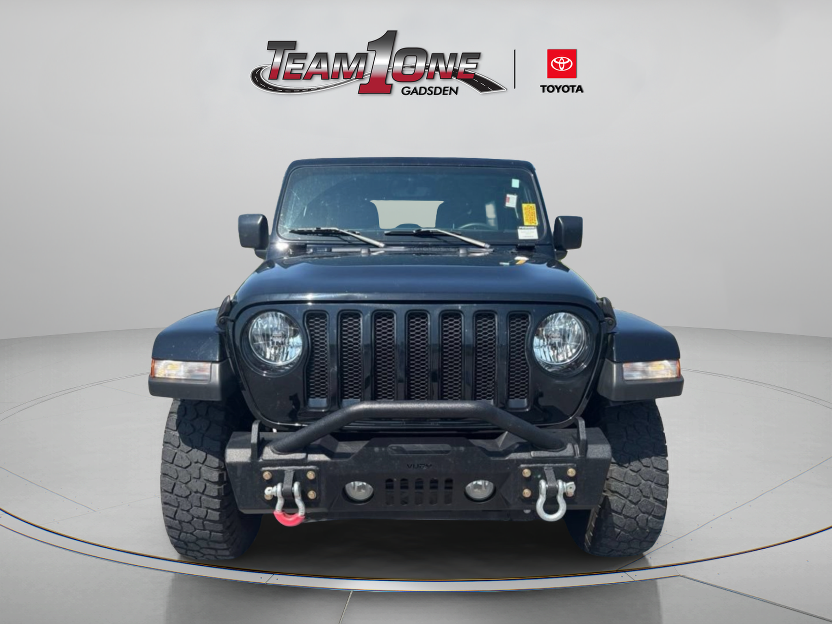 Used 2023 Jeep Wrangler Unlimited Sahara AWD/4WD image 2