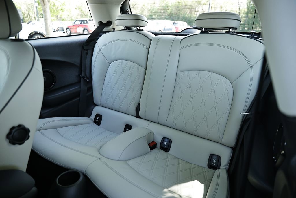 Used 2024 MINI Cooper S image 22