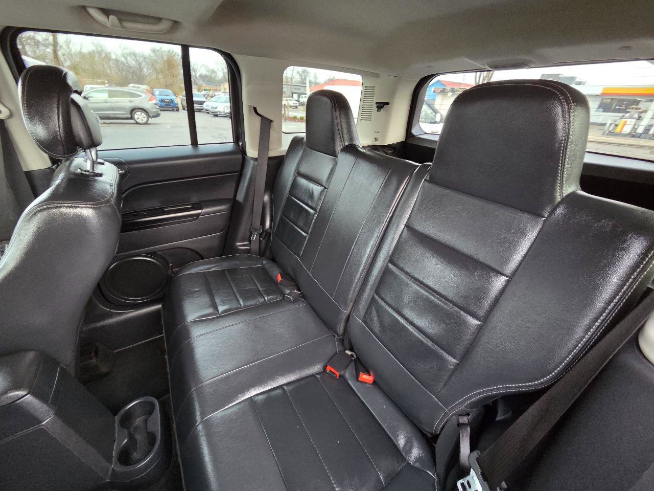 Used 2015 Jeep Patriot High Altitude image 15