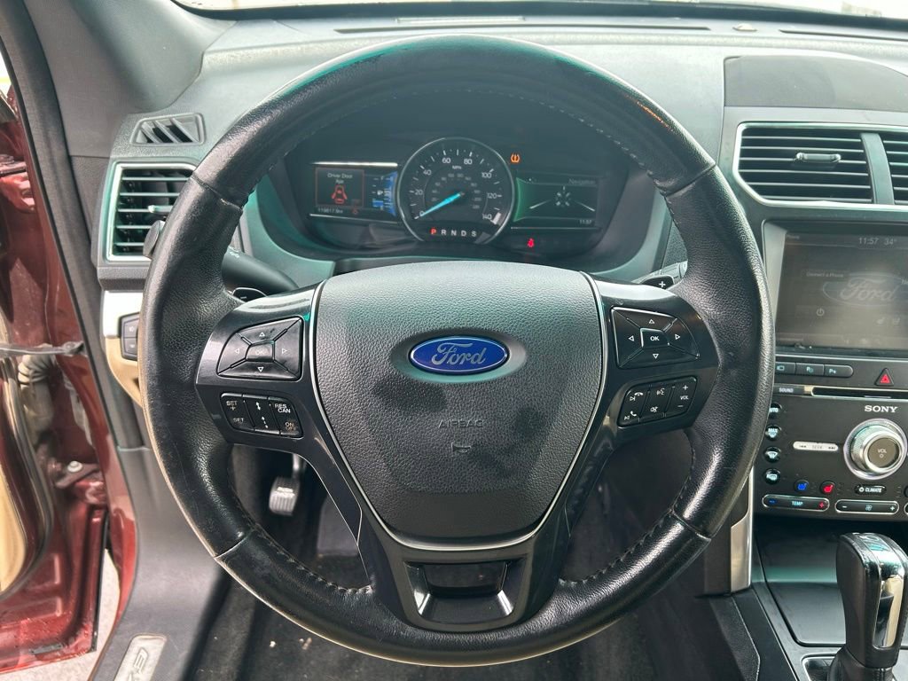 Used 2016 Ford Explorer Limited w/ Equipment Group 301A AWD/4WD image 22