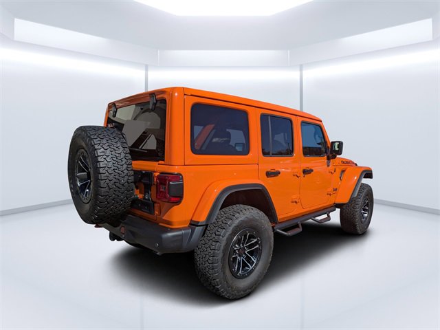 Used 2025 Jeep Wrangler Unlimited Rubicon image 3