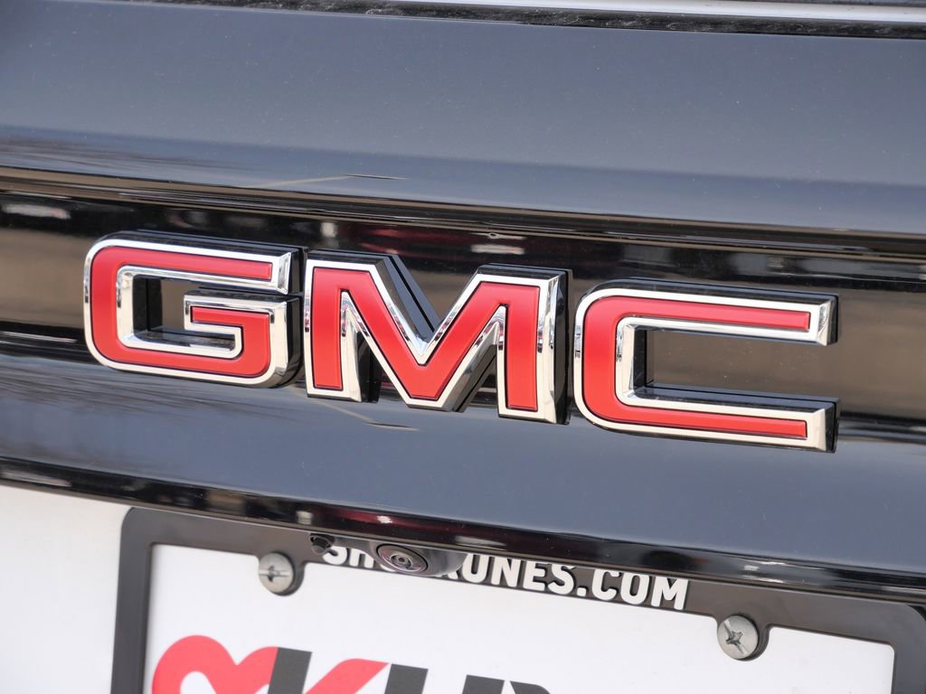 New 2026 GMC Acadia AT4 w/ Luxury Package image 13