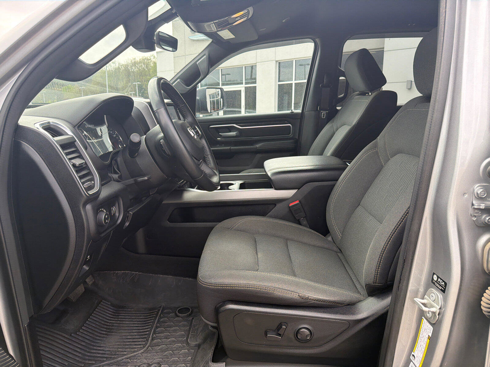 Used 2024 RAM 1500 Big Horn AWD/4WD image 16