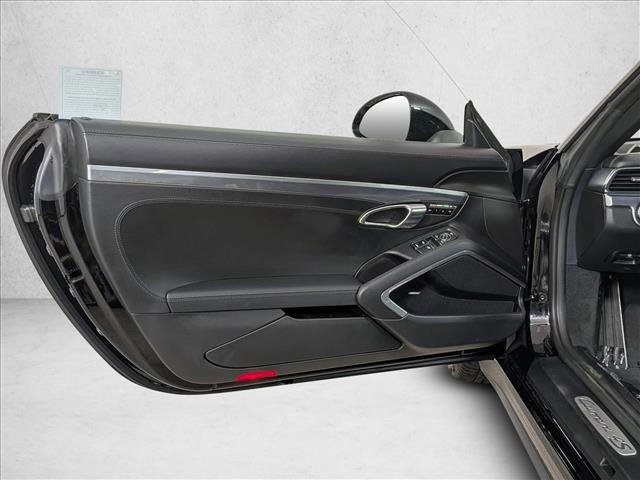Used 2016 Porsche 911 Carrera 4S image 14