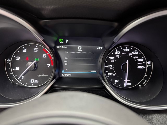 Used 2022 Alfa Romeo Stelvio Sprint image 16