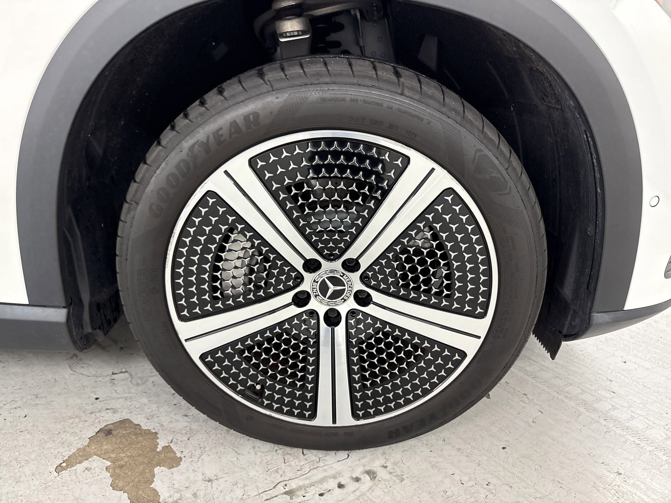 Certified 2023 Mercedes-Benz EQE 350+ SUV image 11