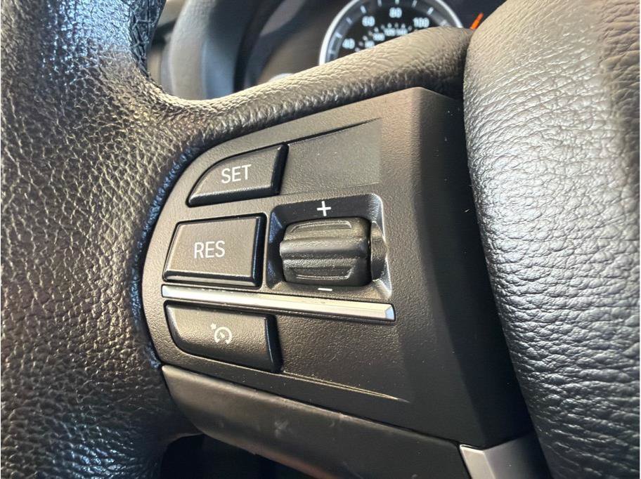 Used 2016 BMW X3 xDrive28i AWD/4WD image 17