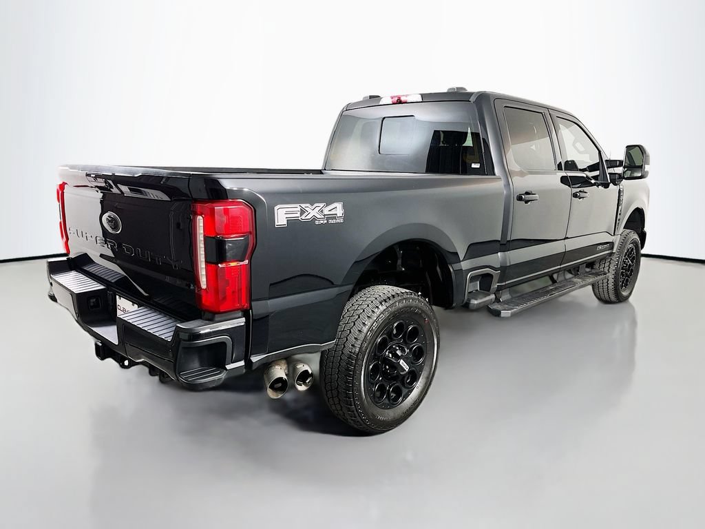 Used 2024 Ford F250 Lariat w/ Black Appearance Package AWD/4WD image 7