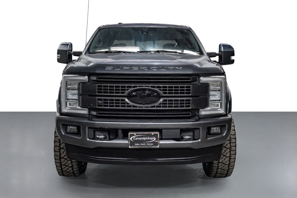 Used 2017 Ford F250 Platinum w/ Platinum Ultimate Package image 3