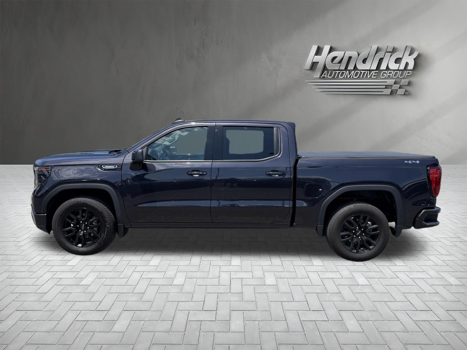 Used 2025 GMC Sierra 1500 Elevation AWD/4WD image 7