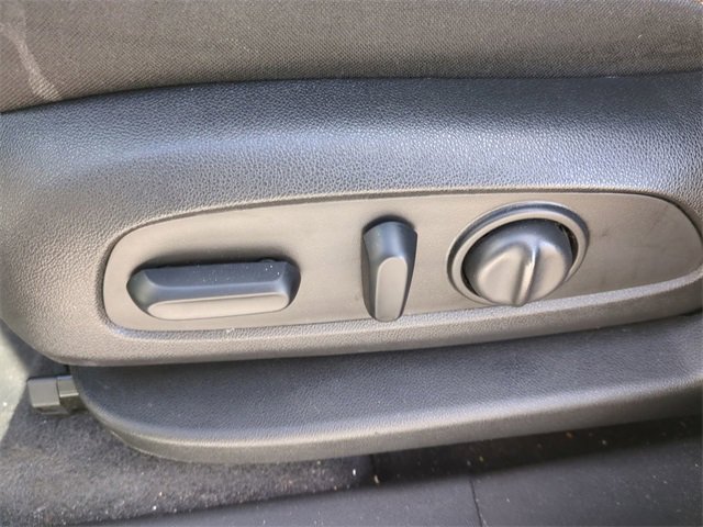 Used 2020 Chevrolet Equinox LT image 22