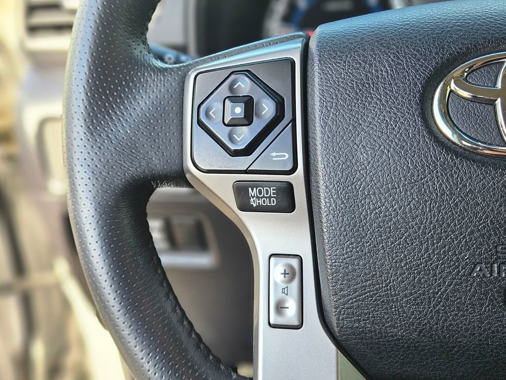 Used 2019 Toyota 4Runner SR5 AWD/4WD image 29