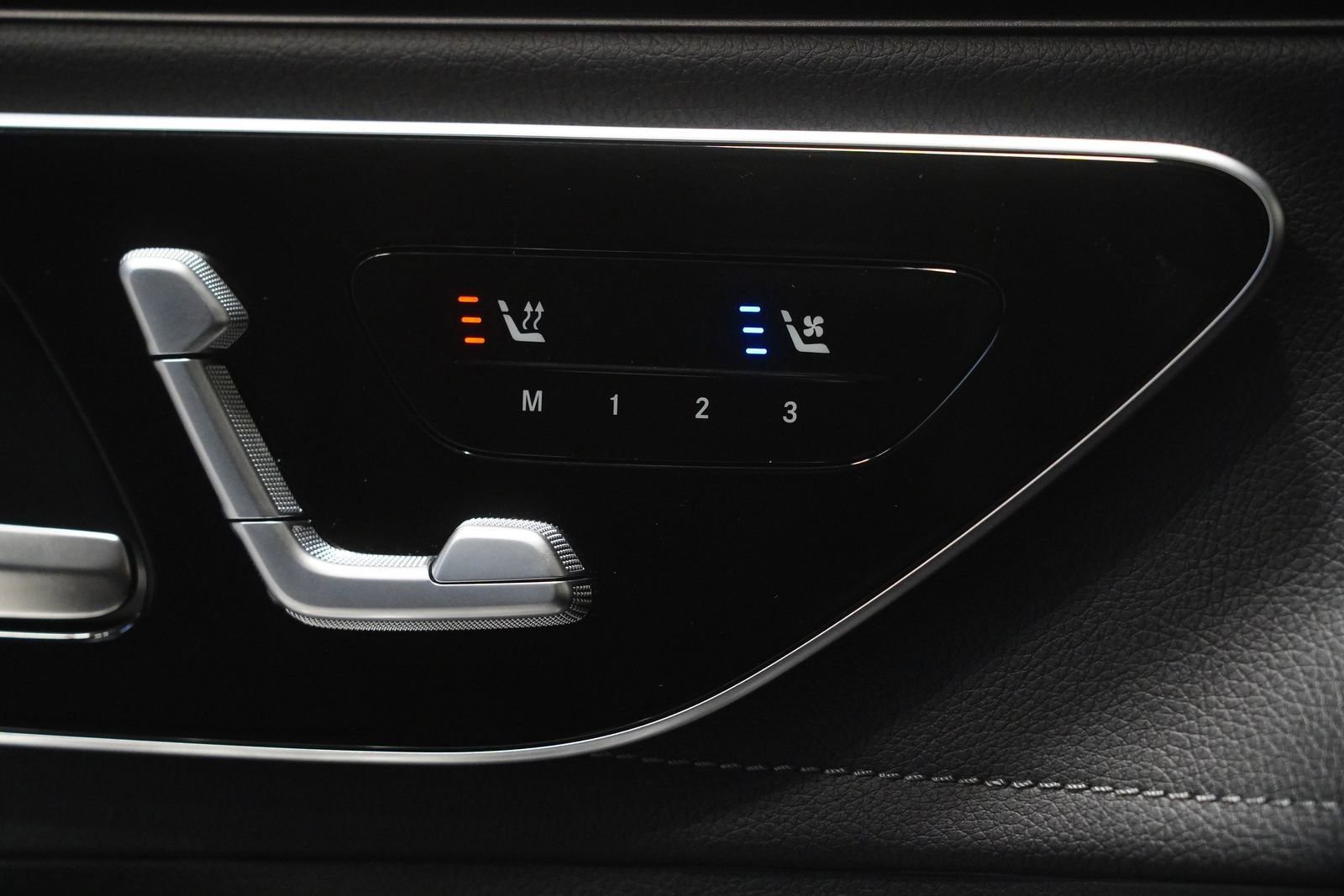 Certified 2024 Mercedes-Benz EQE AMG 4MATIC SUV image 30