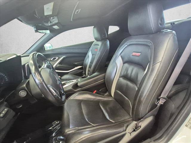 Used 2016 Chevrolet Camaro SS RWD image 15